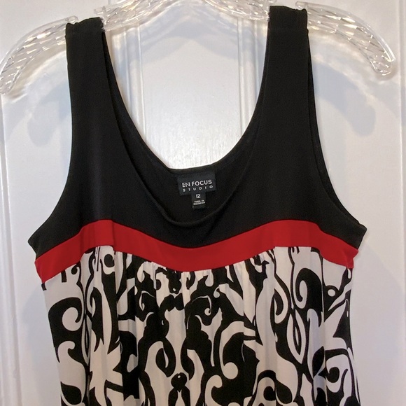 En Focus Studio Black/White Baroque Patterned Dress with Red Stripes - Size 12 - Picture 3 of 4